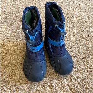 Sorel boys snow boots